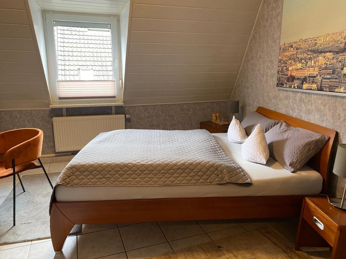 Hotel Zum Schiffchen Брюген Екстериор снимка
