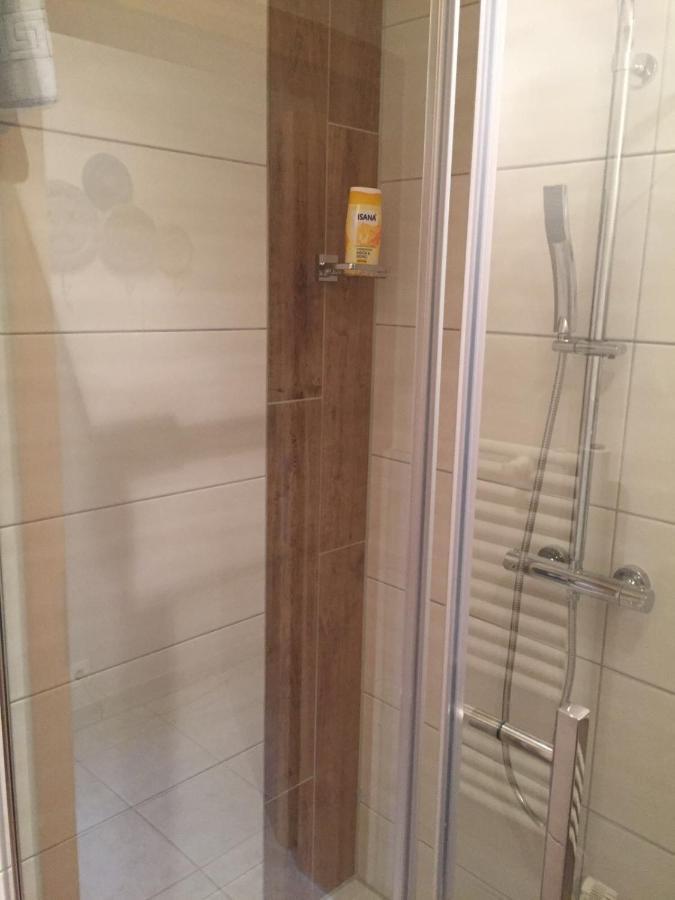 Hotel Zum Schiffchen Брюген Екстериор снимка